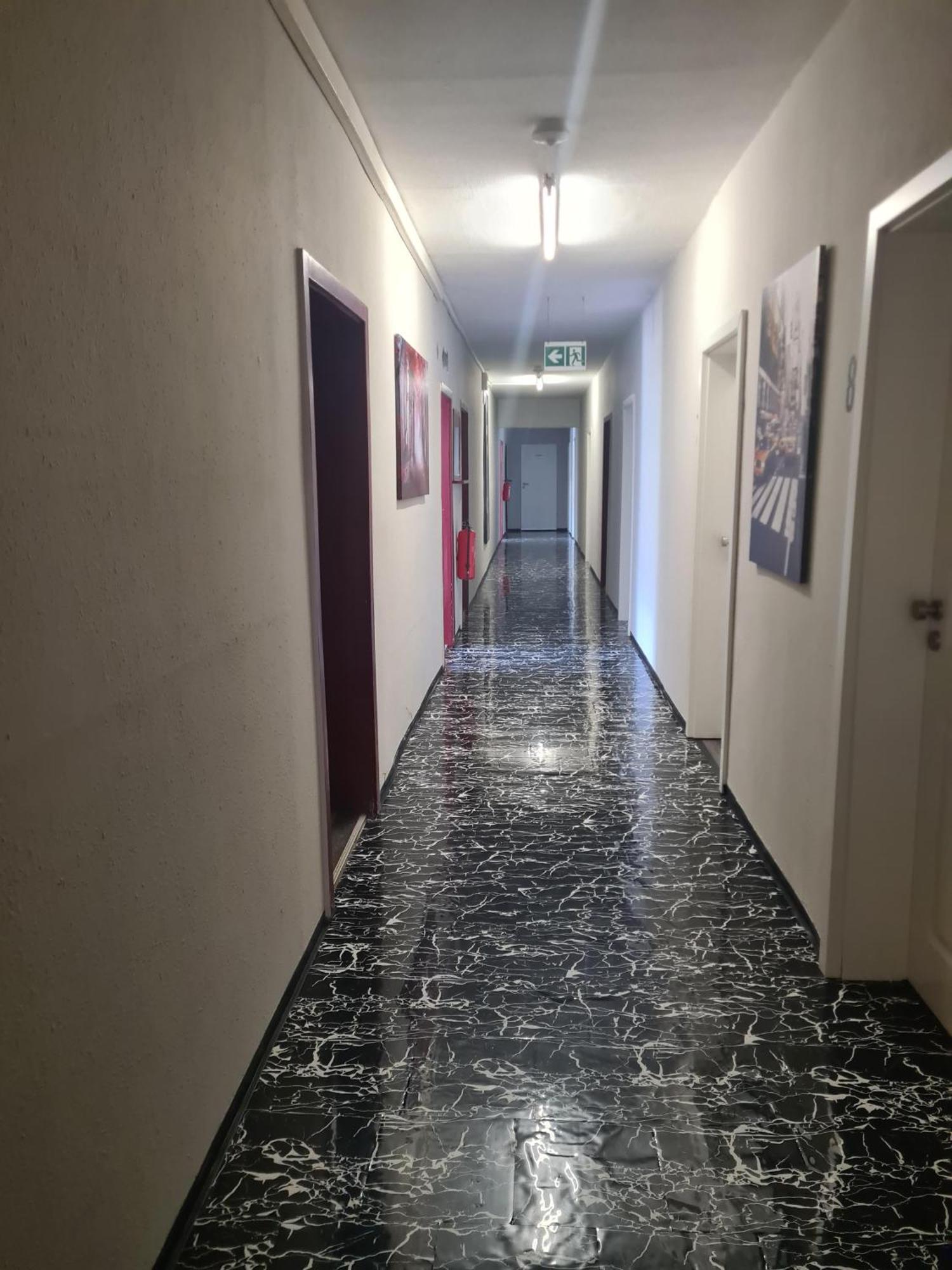 M&R Motel Rostock Extérieur photo