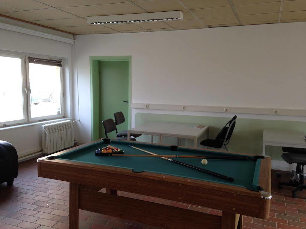 M&R Motel Rostock Extérieur photo